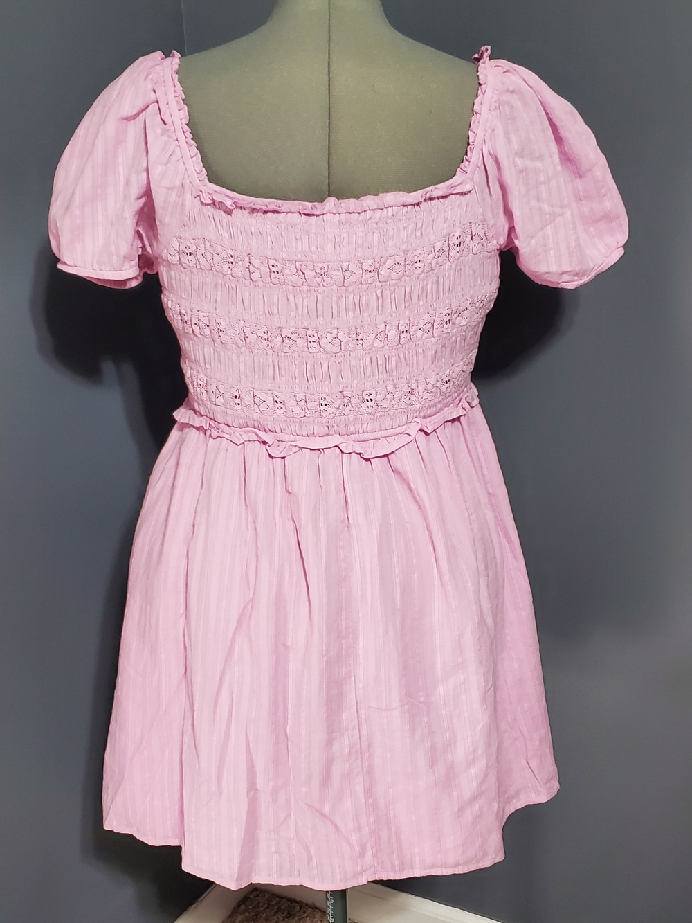American Eagle Outfitters Light Pink Lavender Smocked Short Peasant Dress Sz L - Picture 3 of 7